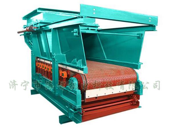 帶式（甲帶）給料機具有運行平穩(wěn)、節(jié)能、環(huán)保等優(yōu)點